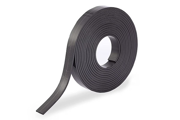 Magnetic strips Magnetic strips